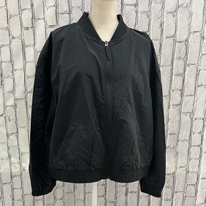 Old Navy Size:2X  Lightweight Cropped Nylon Jacket for Women Black